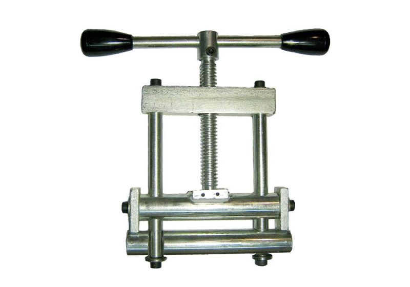 زلاجات یدویه الانابیب البولی ایثیلین مودیل SQ25-63 بارخص الساعار و احسن جودة متوفرة