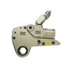 using a hydraulic torque wrench,
types of hydraulic torque wrench