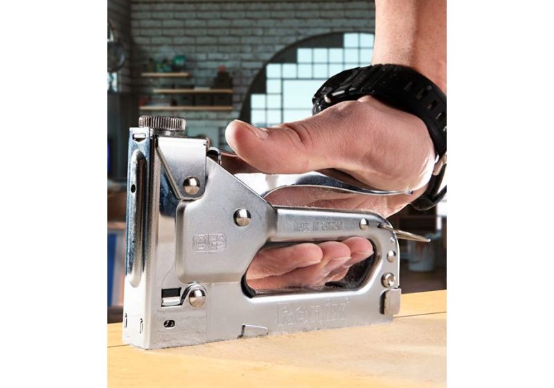 منگنه کوب دستی رونیکس