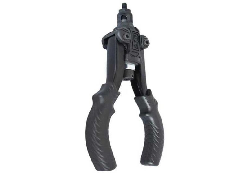 بنادق تثبيت المسامير HRG 723