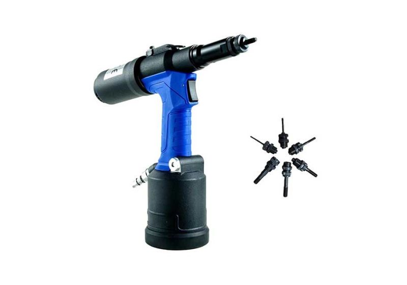 - رستگار صنعت