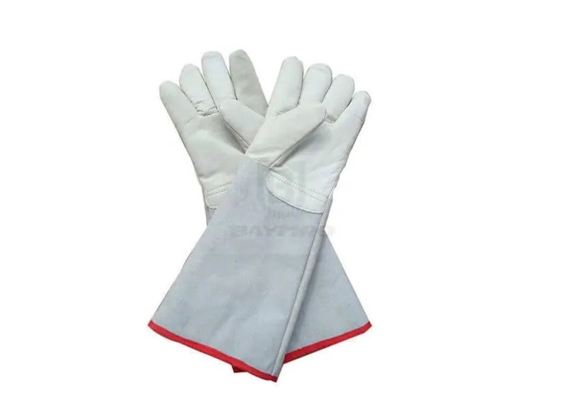 Welding gloves