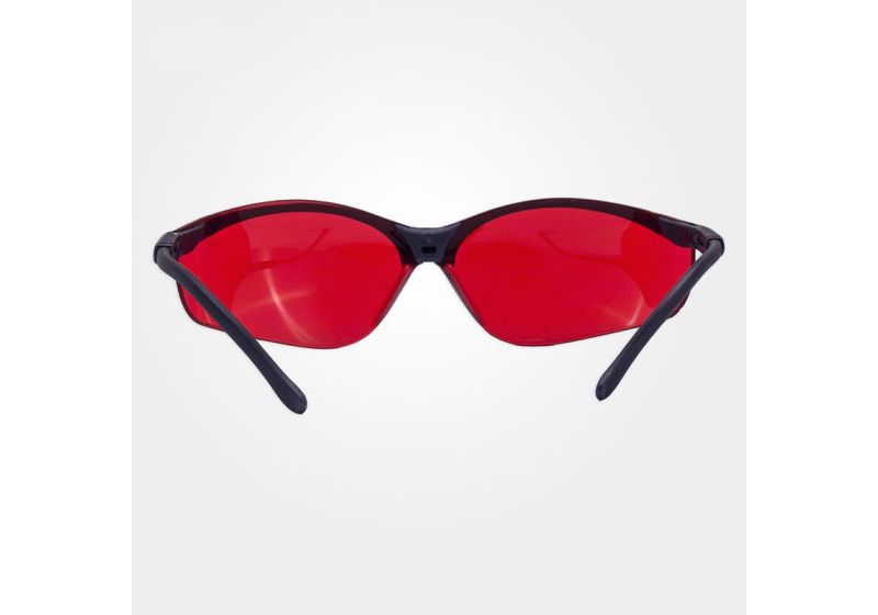Safety glasses
