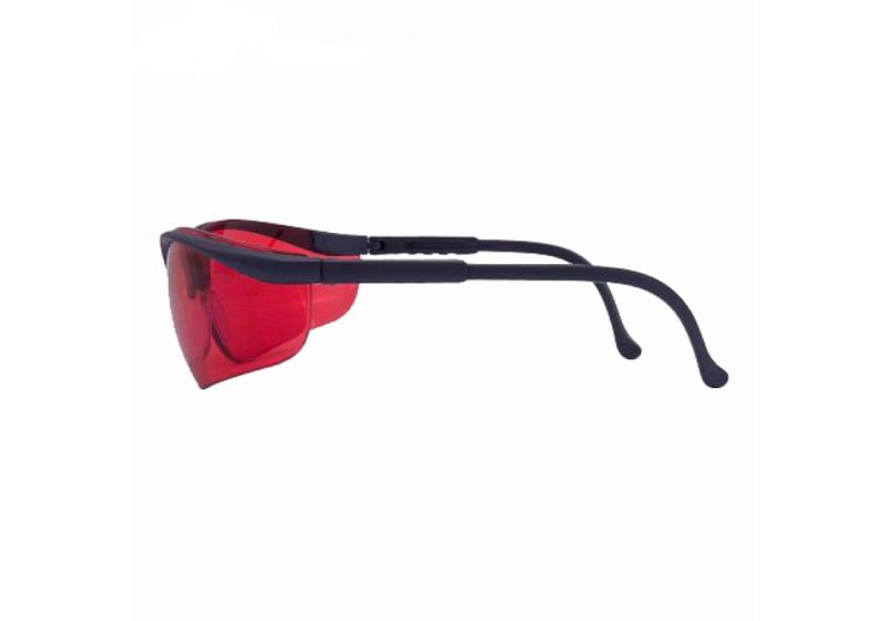 Safety glasses