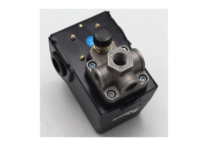 کلید اتومات کمپرسور باد مدل