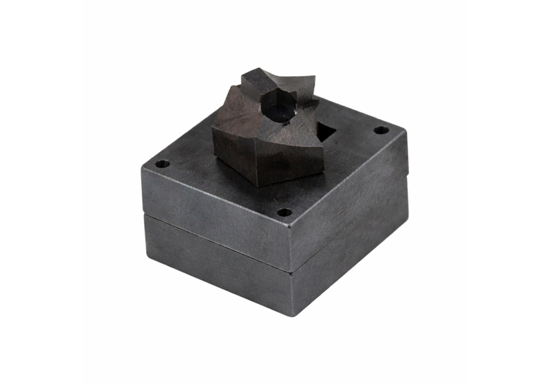 - رستگار صنعت