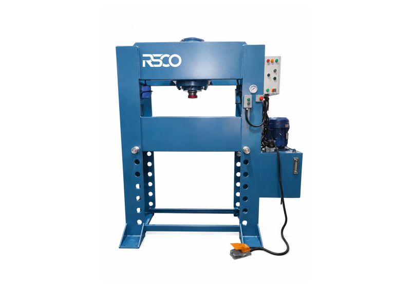 copy of پرس هیدرولیک دروازه ای برقی 100 تن RSCO مدل PKE100