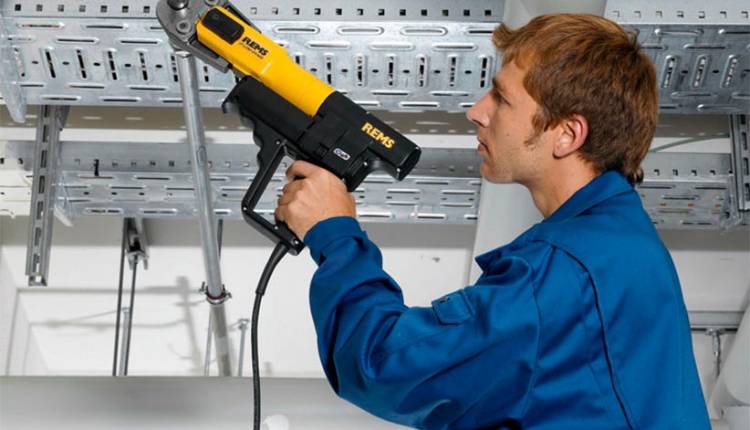 تعمیر و نگهداری پرس برقی گیربکسی رمس و یوپونور UP50