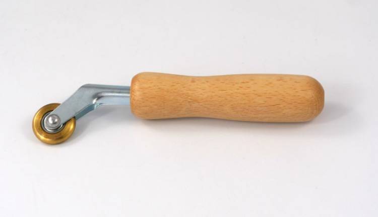 غلطک شیار انداز (Penny roller) چیست؟